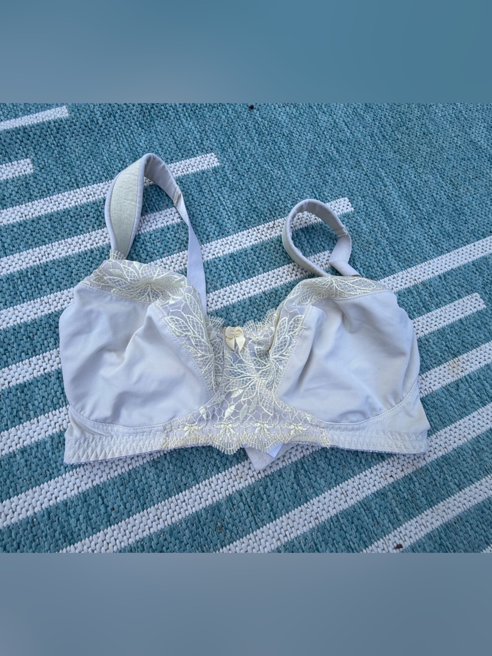 Curve muse Women’s Lace Trim Soft-Cup Bra - Cream size 34DDD